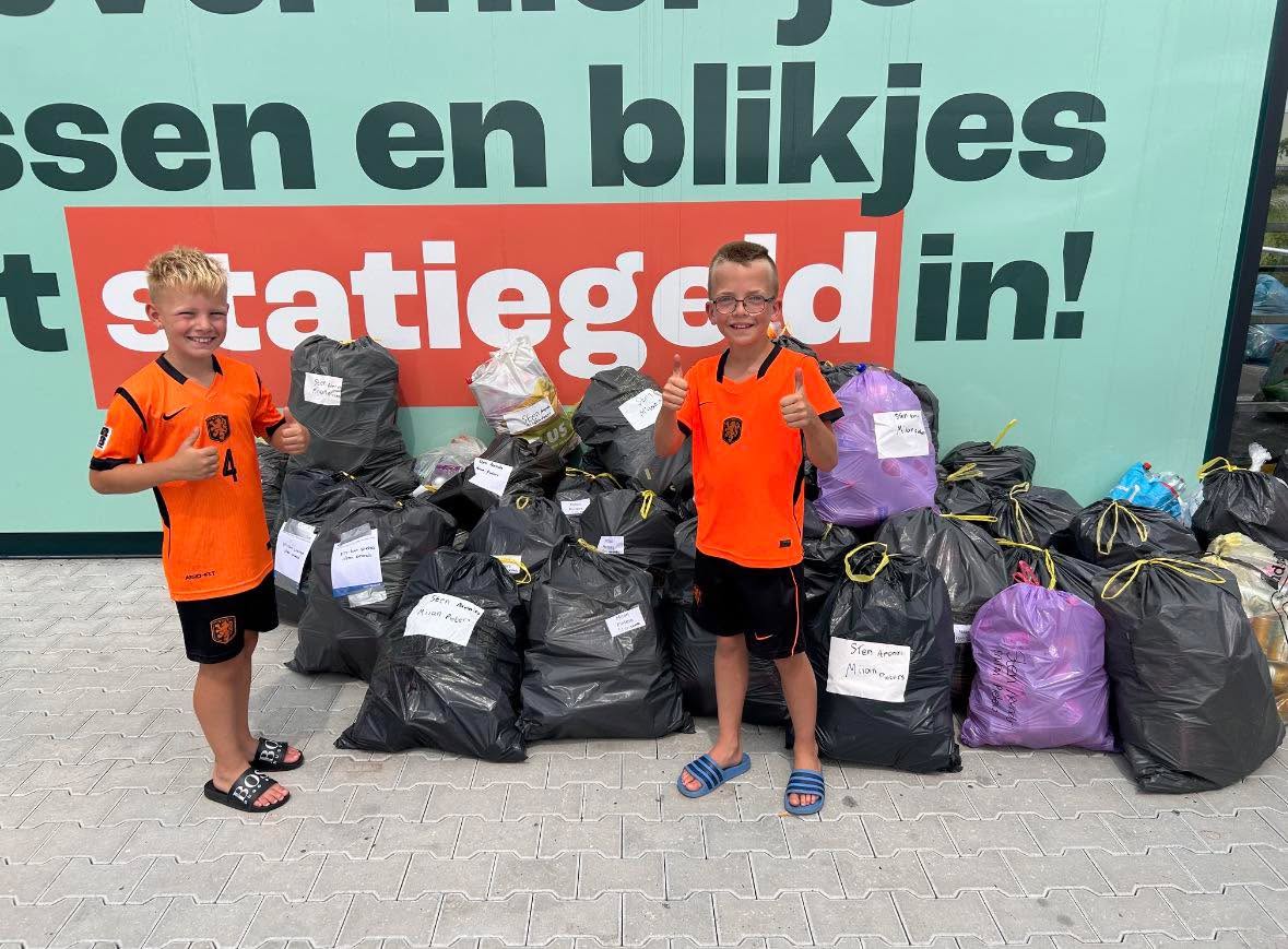 8521 lege blikjes en flesjes!