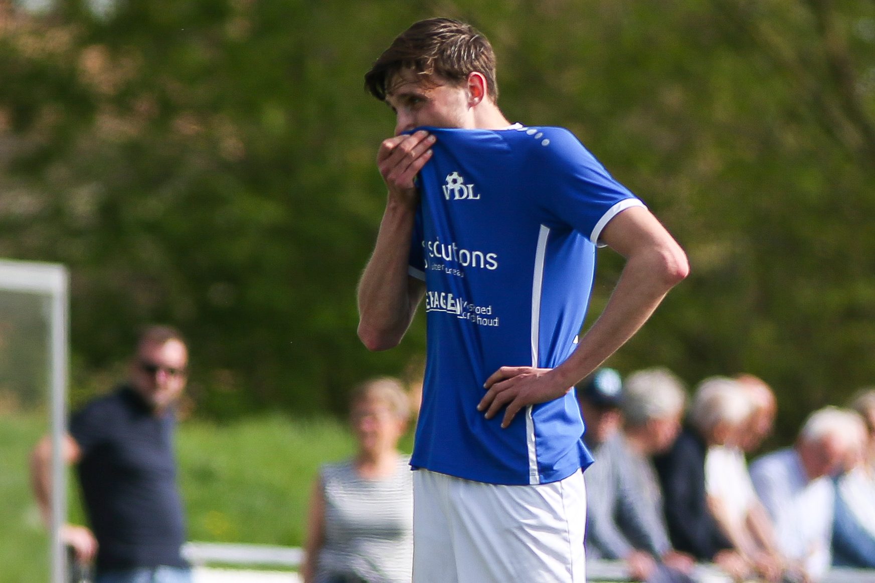 VDL verliest boeiend voetbalgevecht van BMT